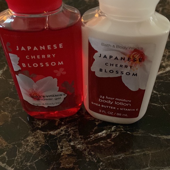 Bath and Body:Japanese Cherry Blossom - Picture 2 of 9